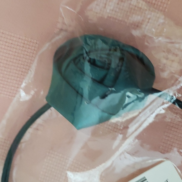 NEW Green Headband - Picture 2 of 3